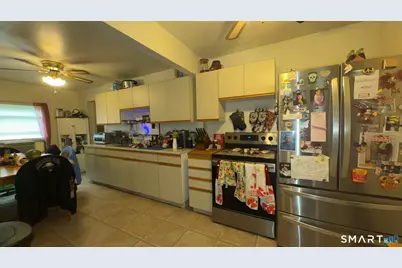 39 Emma Road, Stamford, CT 06905 - Photo 7