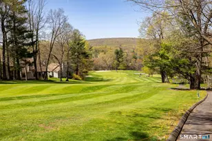 71 Byron Dr, Avon, CT 06001 - Photo 3