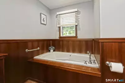 428 Peck Lane, Orange, CT 06477 - Photo 15