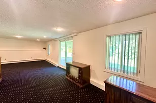 93 Woodland Ave, Bloomfield, CT 06002 - Photo 17