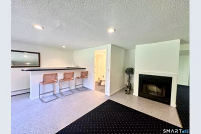 93 Woodland Avenue, Bloomfield, CT 06002 - Photo 15