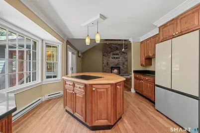 39 Standish Road, New Milford, CT 06776 - Photo 9