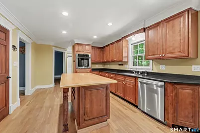 39 Standish Road, New Milford, CT 06776 - Photo 7