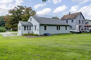 512 Pleasant St, Windham, CT 06226 - Photo 5