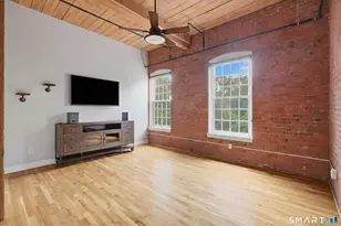 10 Main St, Berlin, CT 06037 - Photo 3