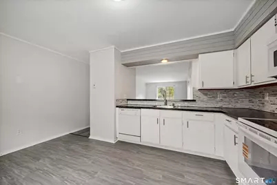 921 Hamilton Avenue #13, Waterbury, CT 06706 - Photo 9