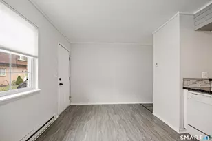 921 Hamilton Ave, Waterbury, CT 06706 - Photo 11
