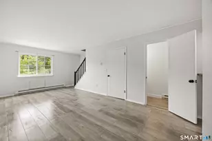 921 Hamilton Ave, Waterbury, CT 06706 - Photo 3