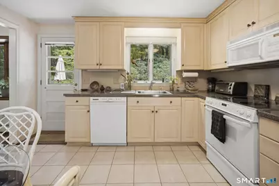 217 Echo Drive, Vernon, CT 06066 - Photo 5