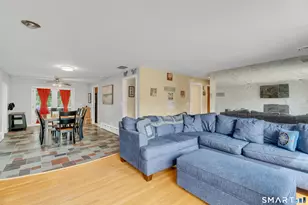 55 Wintergreen Dr, Waterford, CT 06385 - Photo 5