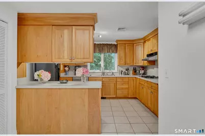 55 Wintergreen Drive, Waterford, CT 06385 - Photo 17