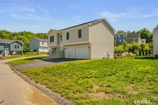 2 Julian Cir, Sterling, CT 06377 - Photo 15