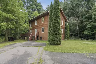 53 Quarry Ln, Meriden, CT 06451 - Photo 1