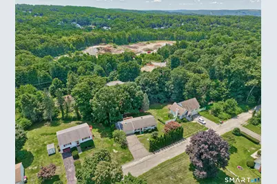 30 Adella Street, Naugatuck, CT 06770 - Photo 3