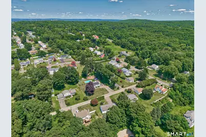 30 Adella Street, Naugatuck, CT 06770 - Photo 31