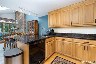13 Ivy Ln, South Windsor, CT 06074 - Photo 7