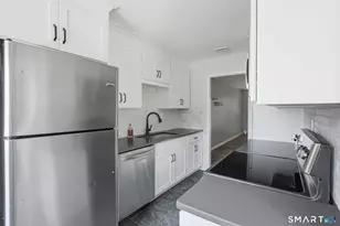 40 Chestnut Ct, Cromwell, CT 06416 - Photo 13