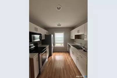 15 Highland Street #202, West Hartford, CT 06119 - Photo 5