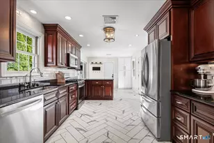 105 Holmes Ave, Darien, CT 06820 - Photo 9