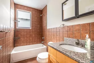 727 Brewster St, Bridgeport, CT 06606 - Photo 11