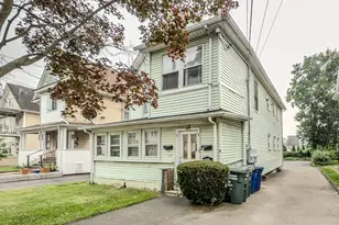 727 Brewster St, Bridgeport, CT 06606 - Photo 17