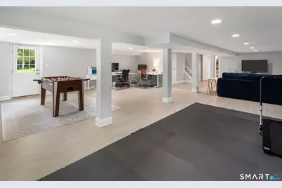 76 Comstock Hill Road, New Canaan, CT 06840 - Photo 27