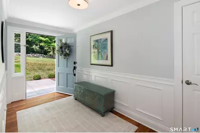 76 Comstock Hill Road, New Canaan, CT 06840 - Photo 5