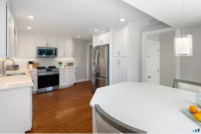 76 Comstock Hill Road, New Canaan, CT 06840 - Photo 13
