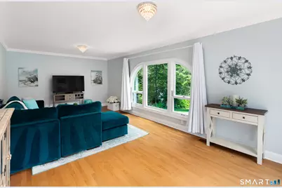76 Comstock Hill Road, New Canaan, CT 06840 - Photo 17
