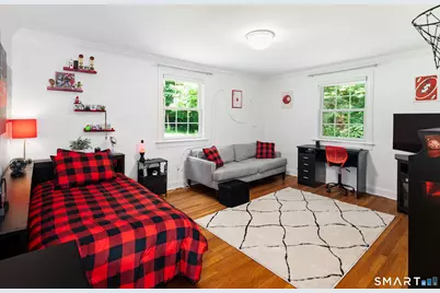 76 Comstock Hill Road, New Canaan, CT 06840 - Photo 23