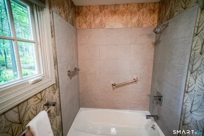 26 Chiltern Street, Farmington, CT 06032 - Photo 25
