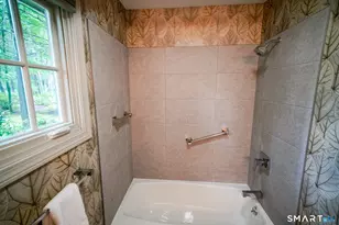 26 Chiltern St, Farmington, CT 06032 - Photo 25