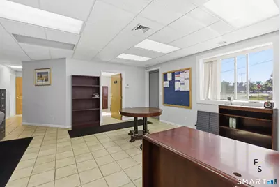 64 Cody Street, West Hartford, CT 06110 - Photo 5
