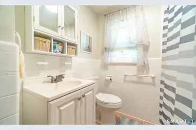 634 Bradley Street, East Haven, CT 06512 - Photo 11