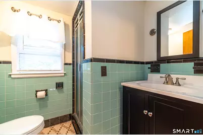634 Bradley Street, East Haven, CT 06512 - Photo 17