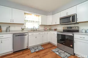 634 Bradley St, East Haven, CT 06512 - Photo 3