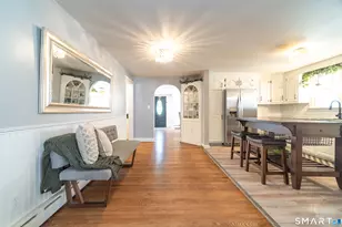 25 Garfield Ave, Middletown, CT 06457 - Photo 9