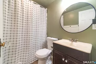 25 Garfield Ave, Middletown, CT 06457 - Photo 19