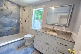 124 Woodbine St, Waterbury, CT 06705 - Photo 21