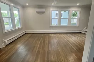 124 Woodbine St, Waterbury, CT 06705 - Photo 5
