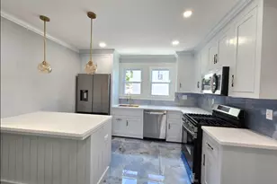 124 Woodbine St, Waterbury, CT 06705 - Photo 15