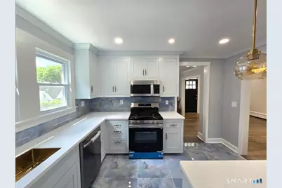 124 Woodbine Street, Waterbury, CT 06705 - Photo 11