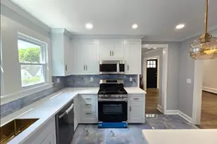 124 Woodbine St, Waterbury, CT 06705 - Photo 11