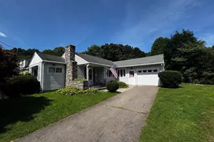 39 Selden St, Windham, CT 06226 - Photo 1