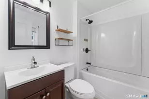 9 Carmel St, Hartford, CT 06106 - Photo 21