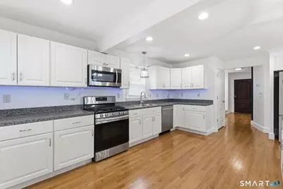 9 Carmel Street, Hartford, CT 06106 - Photo 15