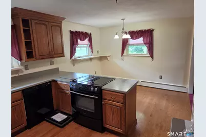 15 Russo Drive, Hamden, CT 06518 - Photo 5