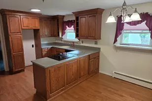 15 Russo Dr, Hamden, CT 06518 - Photo 3
