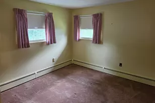 15 Russo Dr, Hamden, CT 06518 - Photo 7
