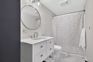 17 Grove St, New London, CT 06320 - Photo 25